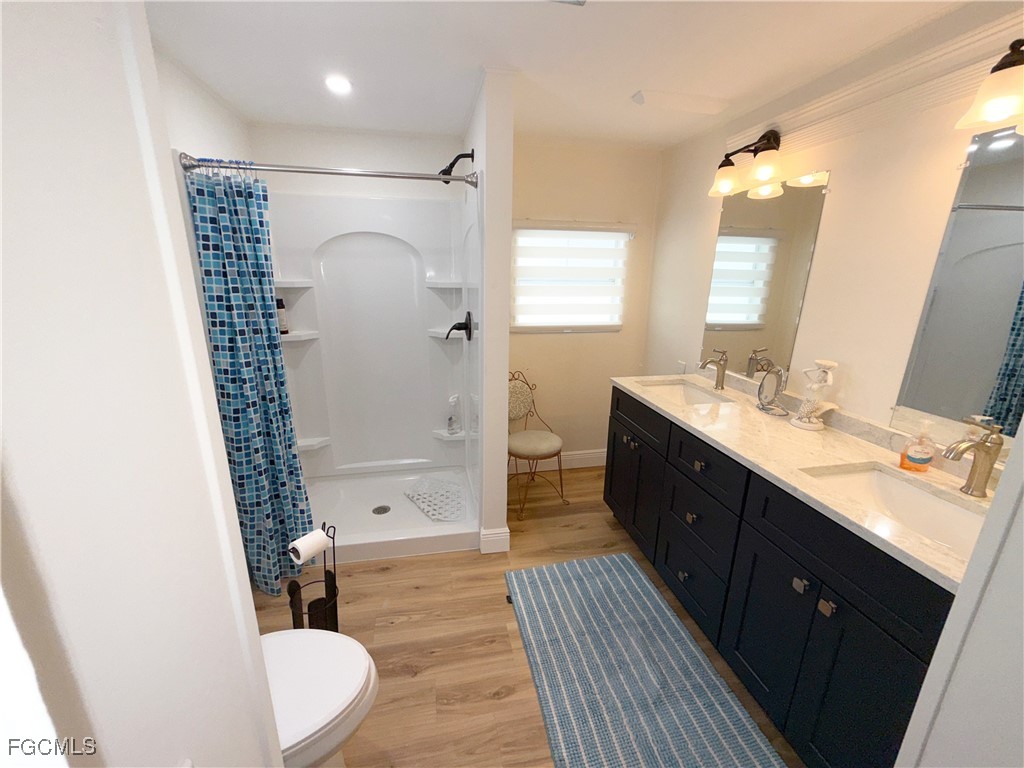 5513 Sir Walter Way North Fort Myers FL 33917 2025007171 image20