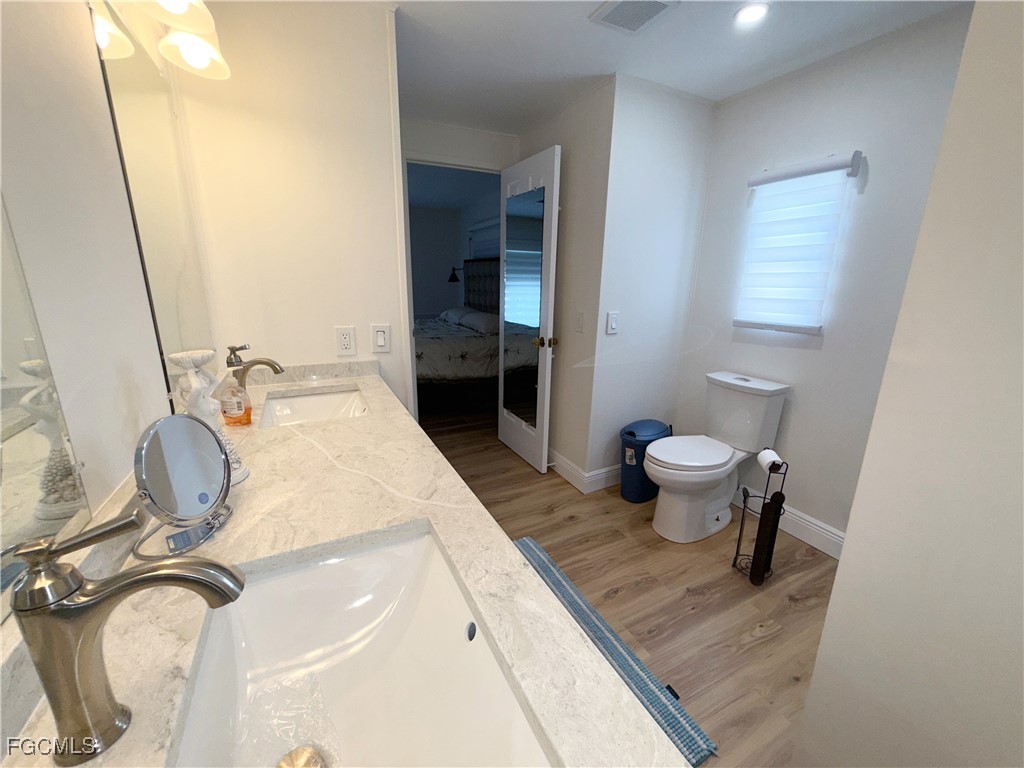 5513 Sir Walter Way North Fort Myers FL 33917 2025007171 image23