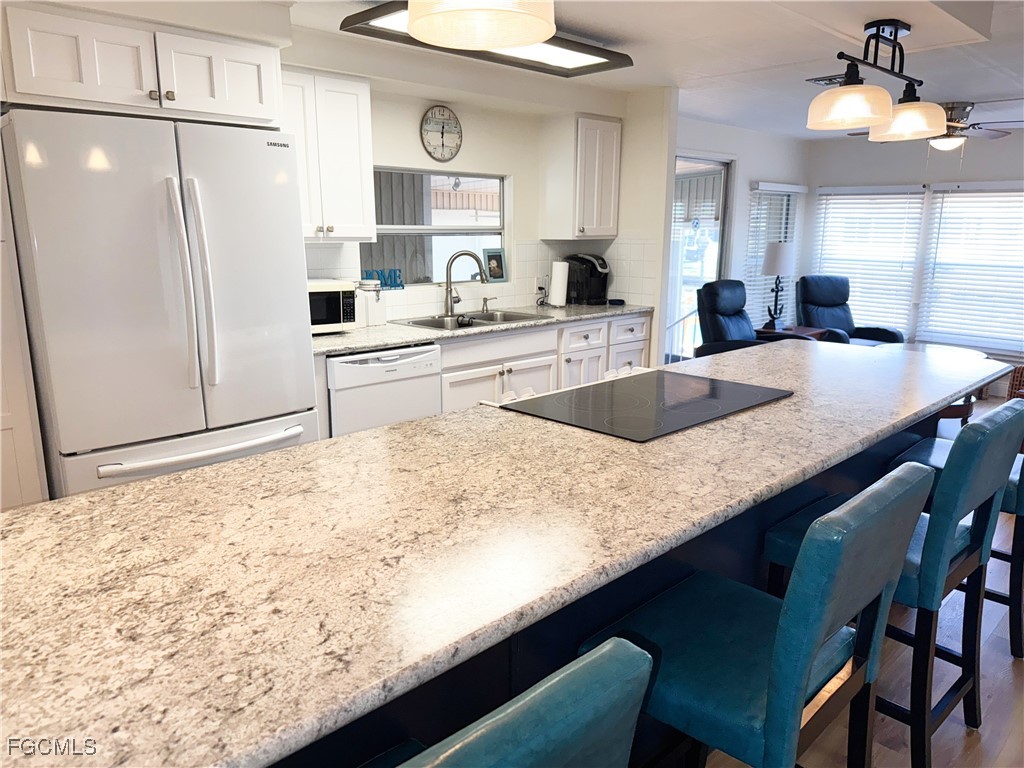 5513 Sir Walter Way North Fort Myers FL 33917 2025007171 image3