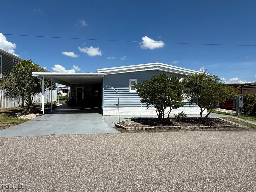 5513 Sir Walter Way North Fort Myers FL 33917 2025007171 image30