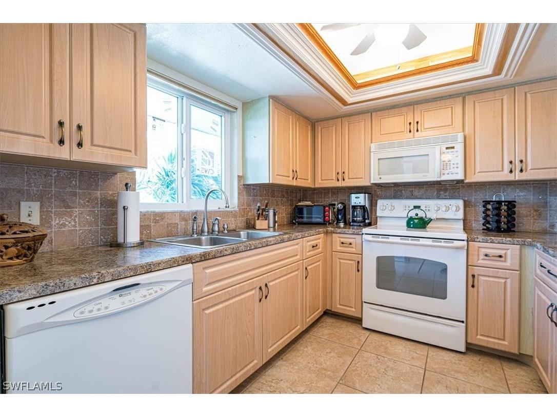 5515 Rattlesnake Hamm Road #301 Naples FL 34113 226009561 image11