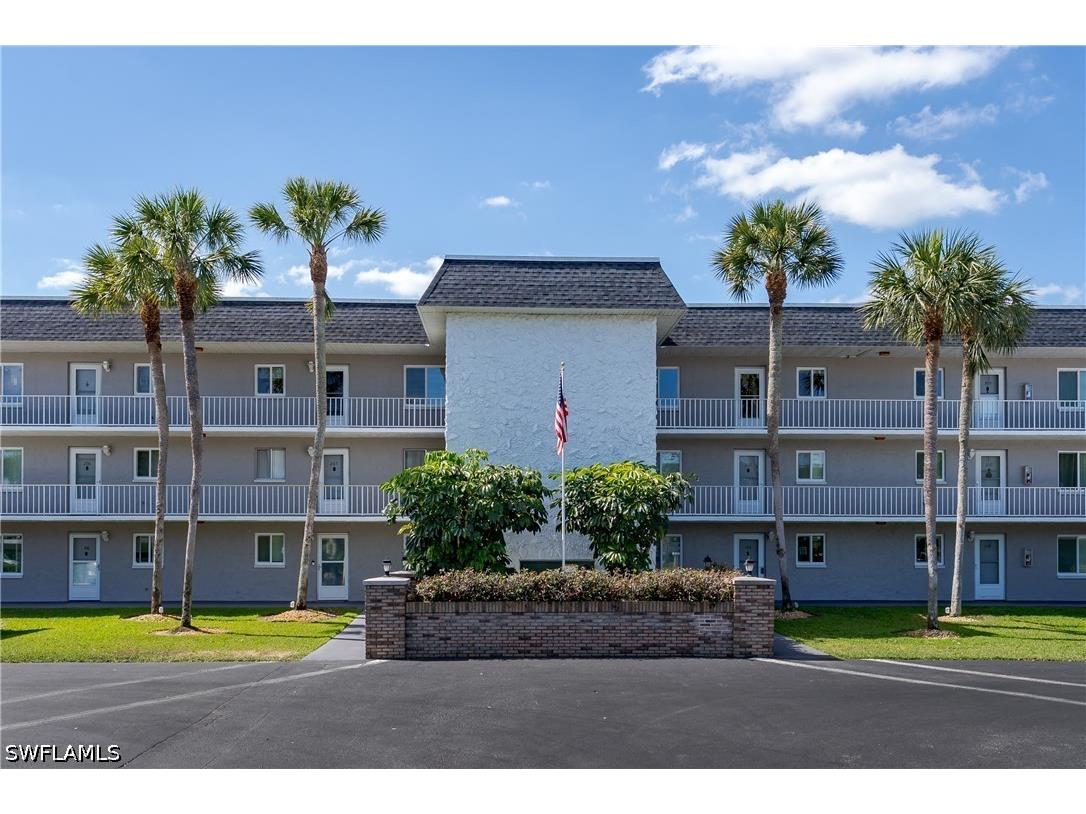 5515 Rattlesnake Hammock Road #205 Naples FL 34113 226015767 image1