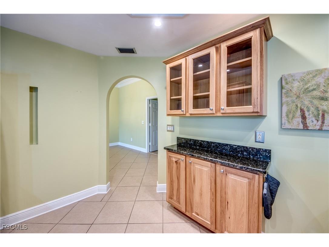 5515 SW 12th Avenue #103 Cape Coral FL 33914 2025019679 image9