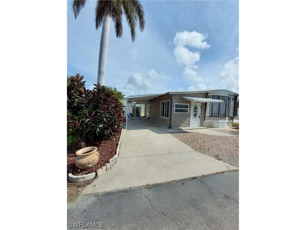 5516 Black Pug Drive Fort Myers FL 33908 223028839 image1
