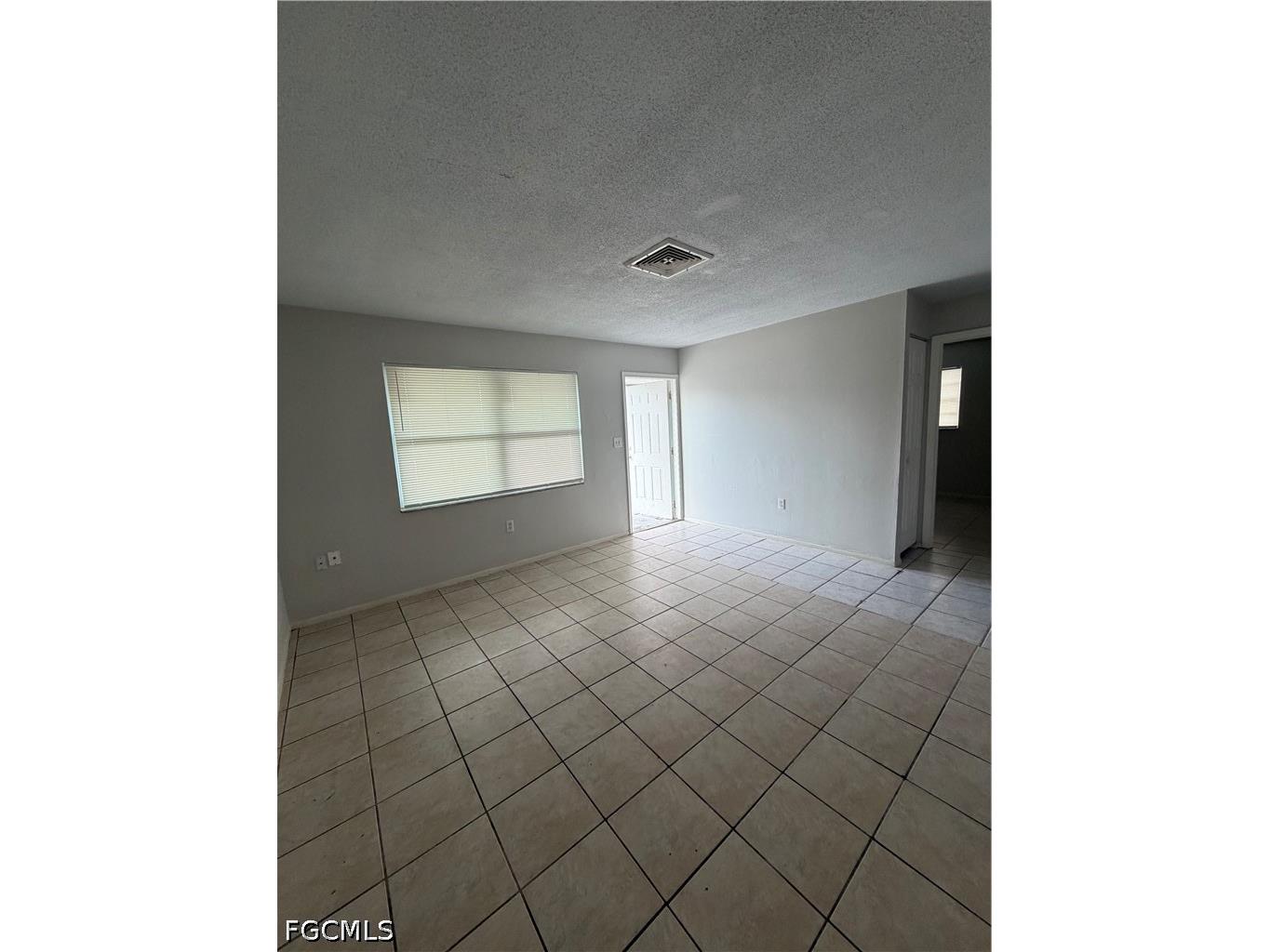 5517 6th Avenue Fort Myers FL 33907 2026019347 image4
