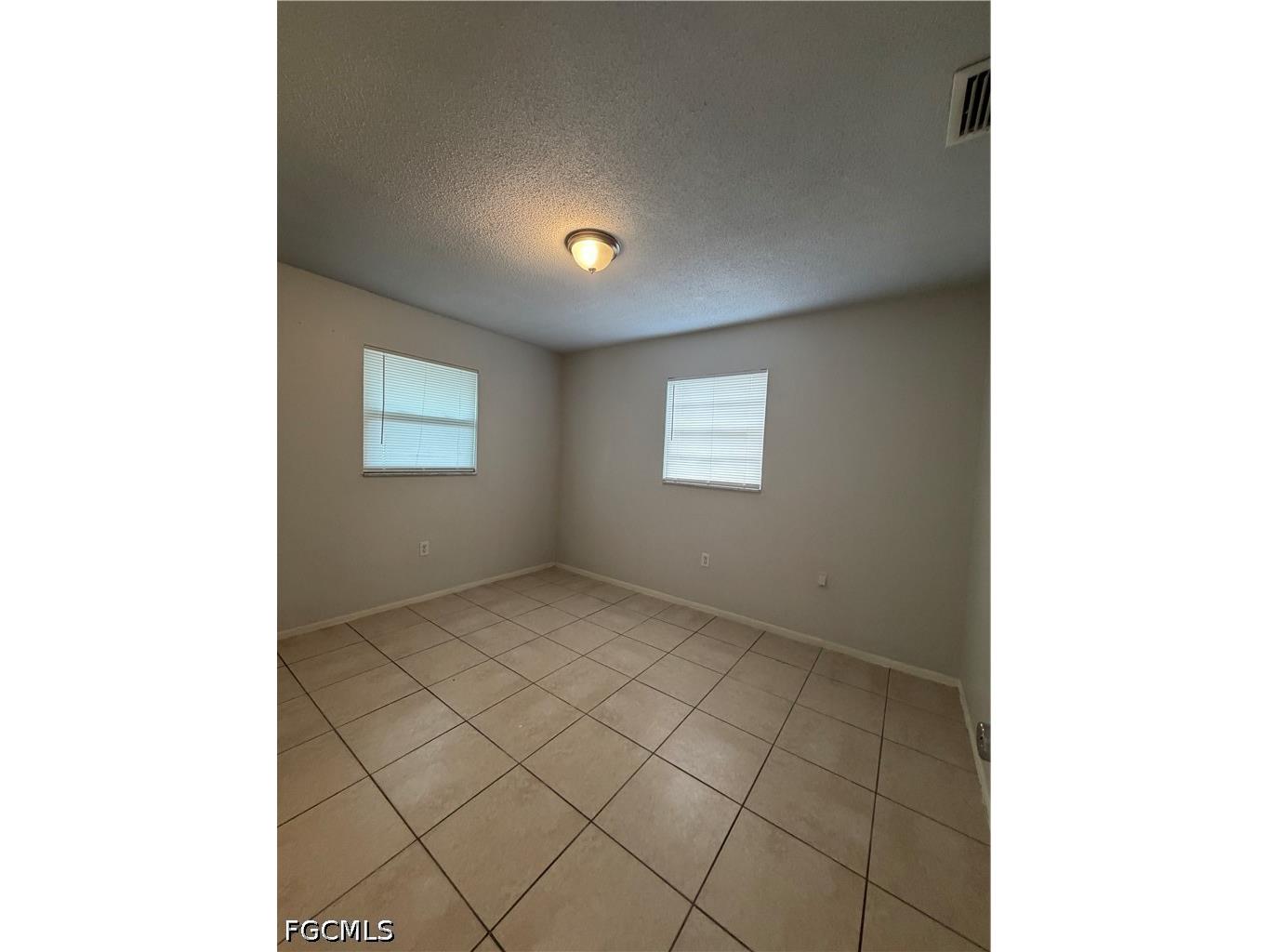 5517 6th Avenue Fort Myers FL 33907 2026019347 image7