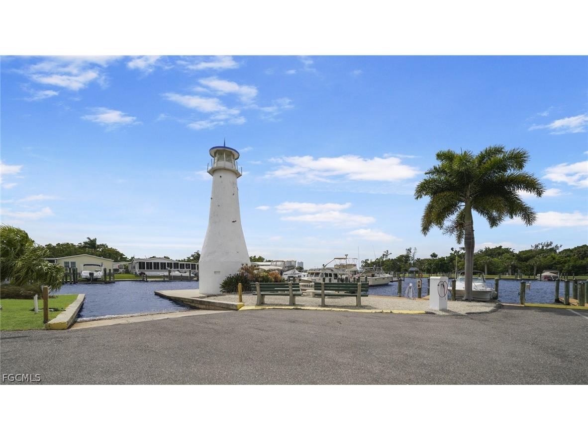 5517 Salem Lane North Fort Myers FL 33917 2026006643 image33