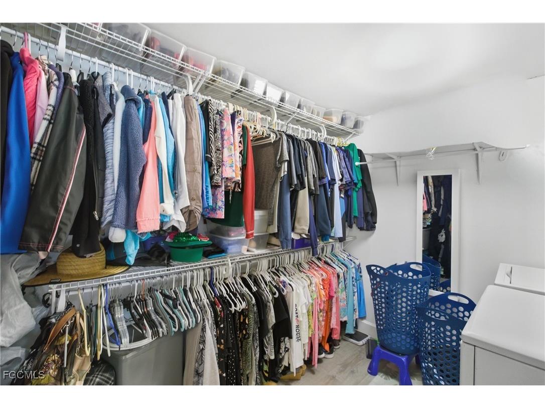 5517 Sir Walter Way North Fort Myers FL 33917 2025017822 image18