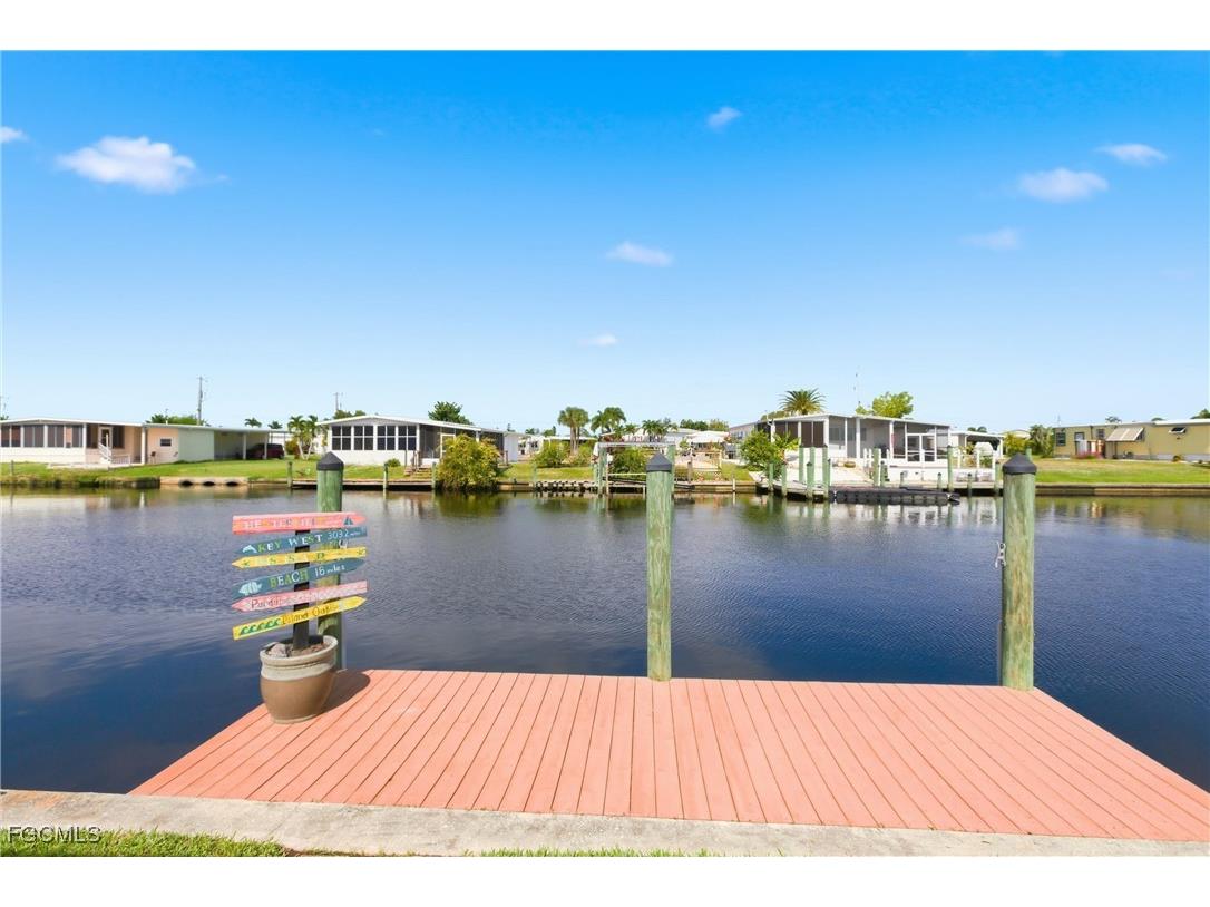 5517 Sir Walter Way North Fort Myers FL 33917 2025017822 image34