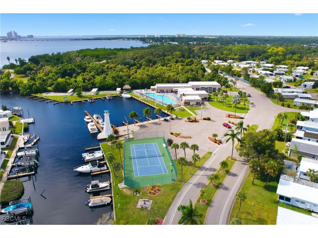 5517 Sir Walter Way North Fort Myers FL 33917 2025017822 image42