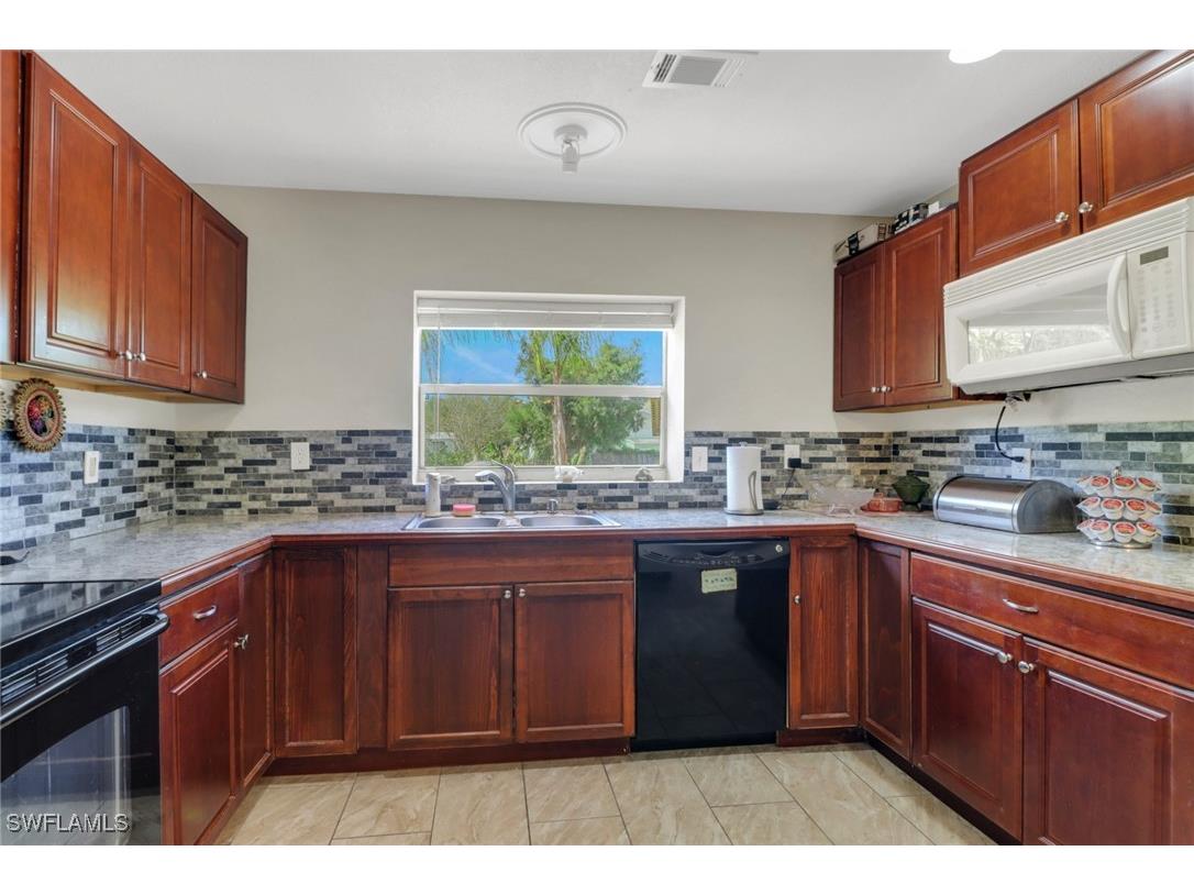 5517 Wilson Drive Punta Gorda FL 33982 225044991 image13