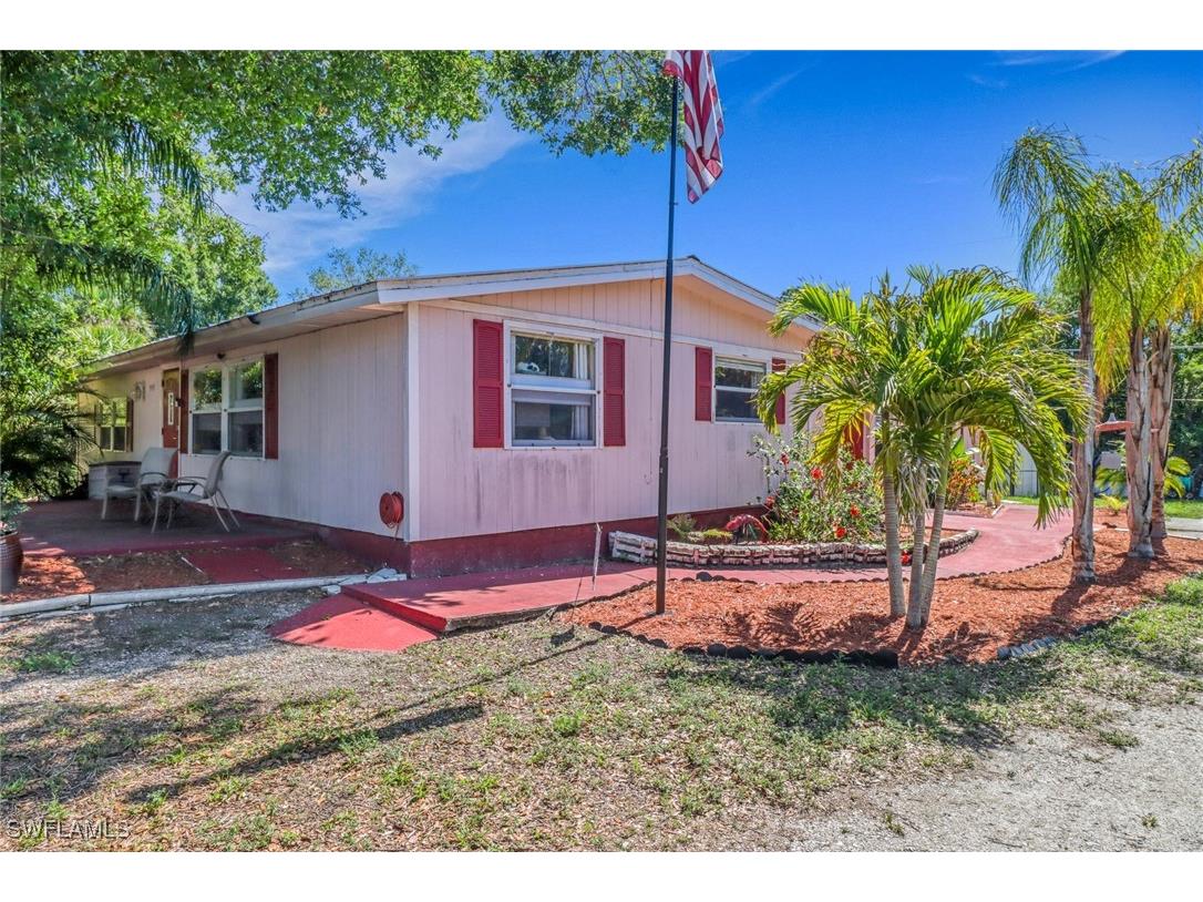 5517 Wilson Drive Punta Gorda FL 33982 225044991 image3