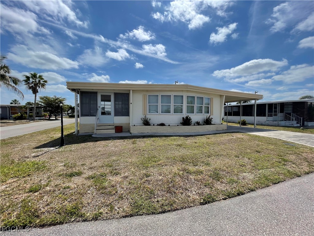 5518 Back Bay Bend North Fort Myers FL 33917 2025007431 image21