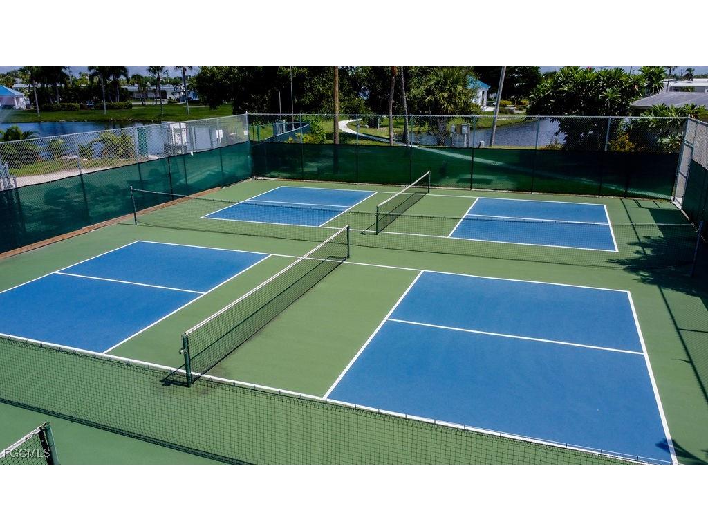 5518 Back Bay Bend North Fort Myers FL 33917 2025007431 image5