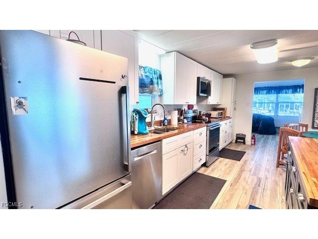 5519 Sir Walter Way North Fort Myers FL 33917 2025024051 image10