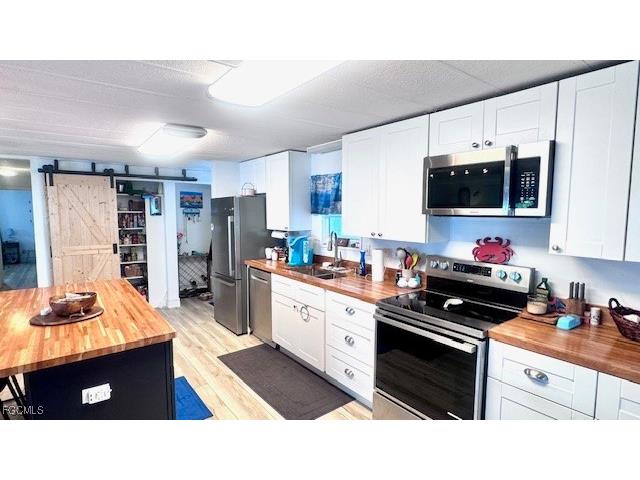 5519 Sir Walter Way North Fort Myers FL 33917 2025024051 image11