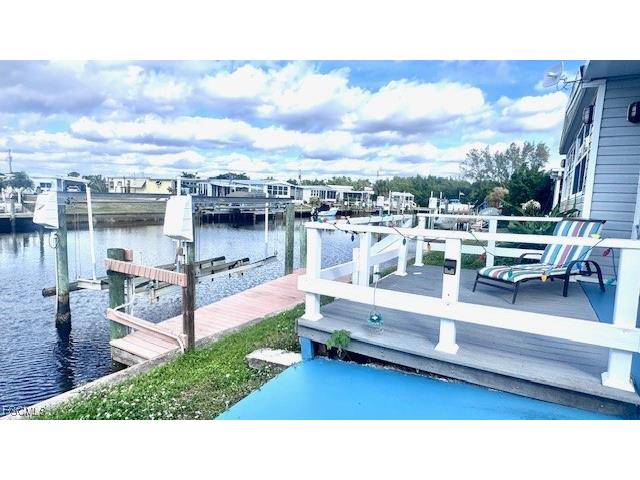 5519 Sir Walter Way North Fort Myers FL 33917 2025024051 image4