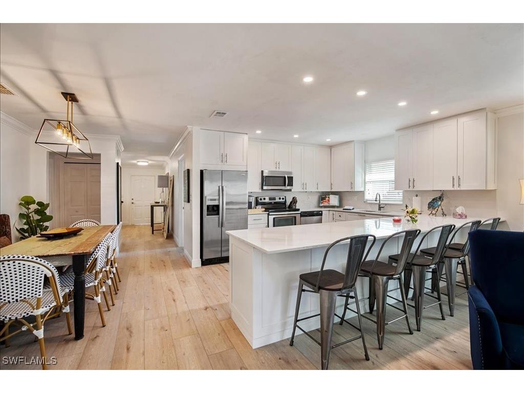 552 105th Avenue N Naples FL 34108 225065365 image4