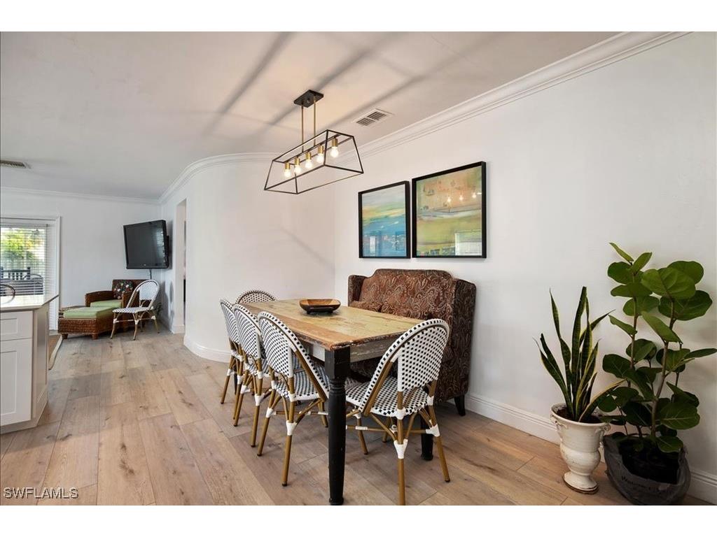 552 105th Avenue N Naples FL 34108 225065365 image7