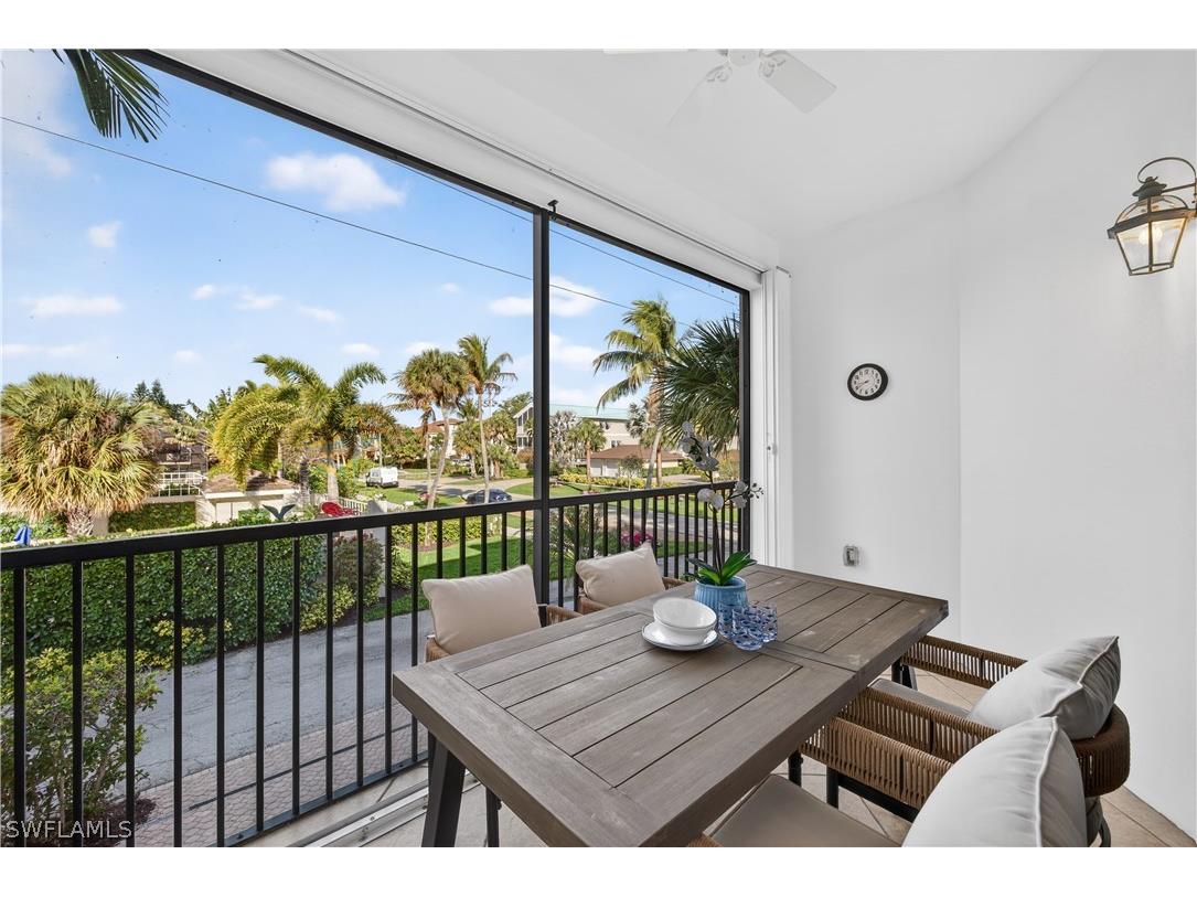 552 11th Avenue S #4 Naples FL 34102 226012369 image12