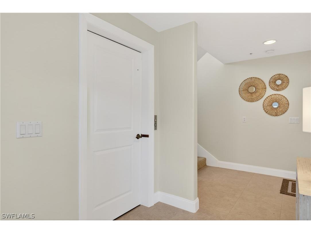 552 11th Avenue S #4 Naples FL 34102 226012369 image30