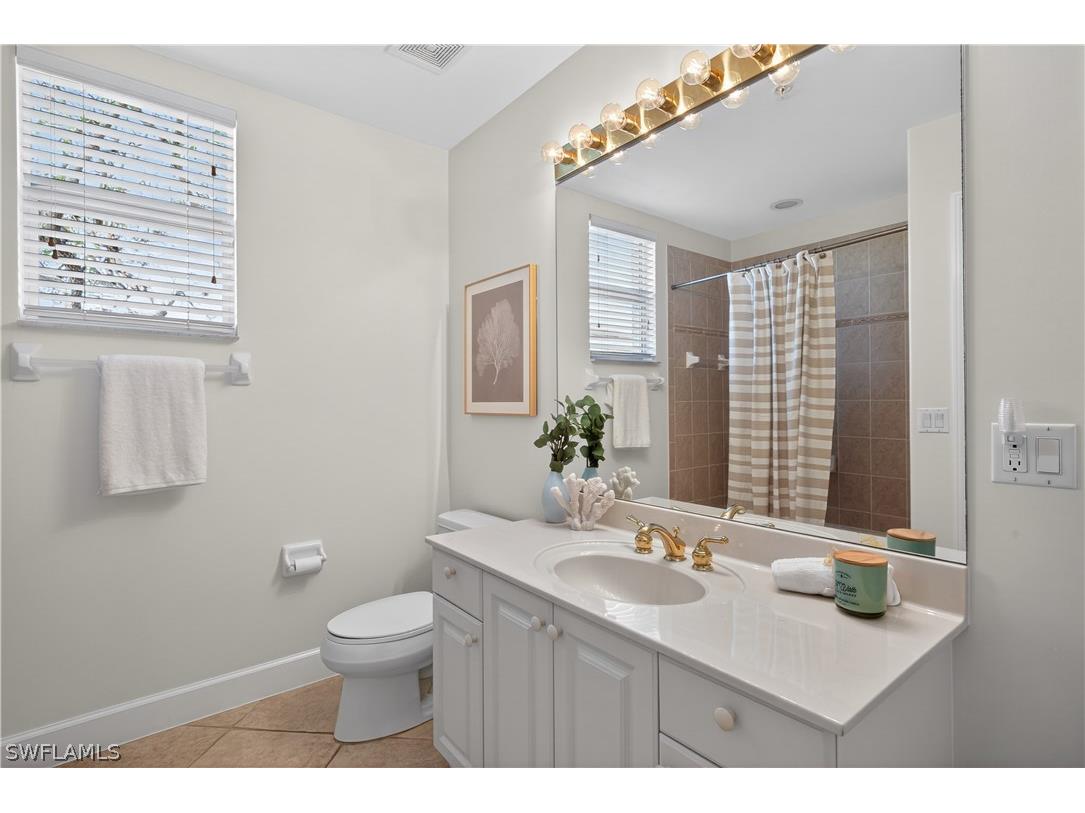 552 11th Avenue S #4 Naples FL 34102 226012369 image7