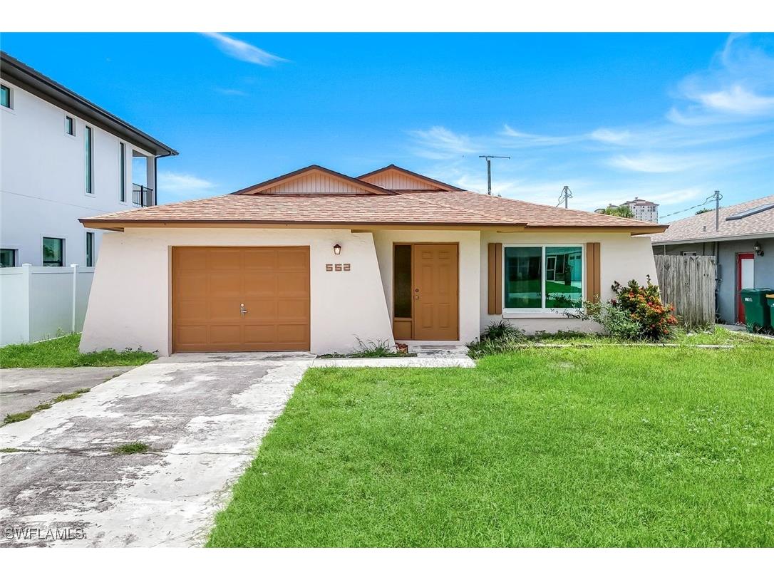 552 95th Avenue N Naples FL 34108 225063172 image1