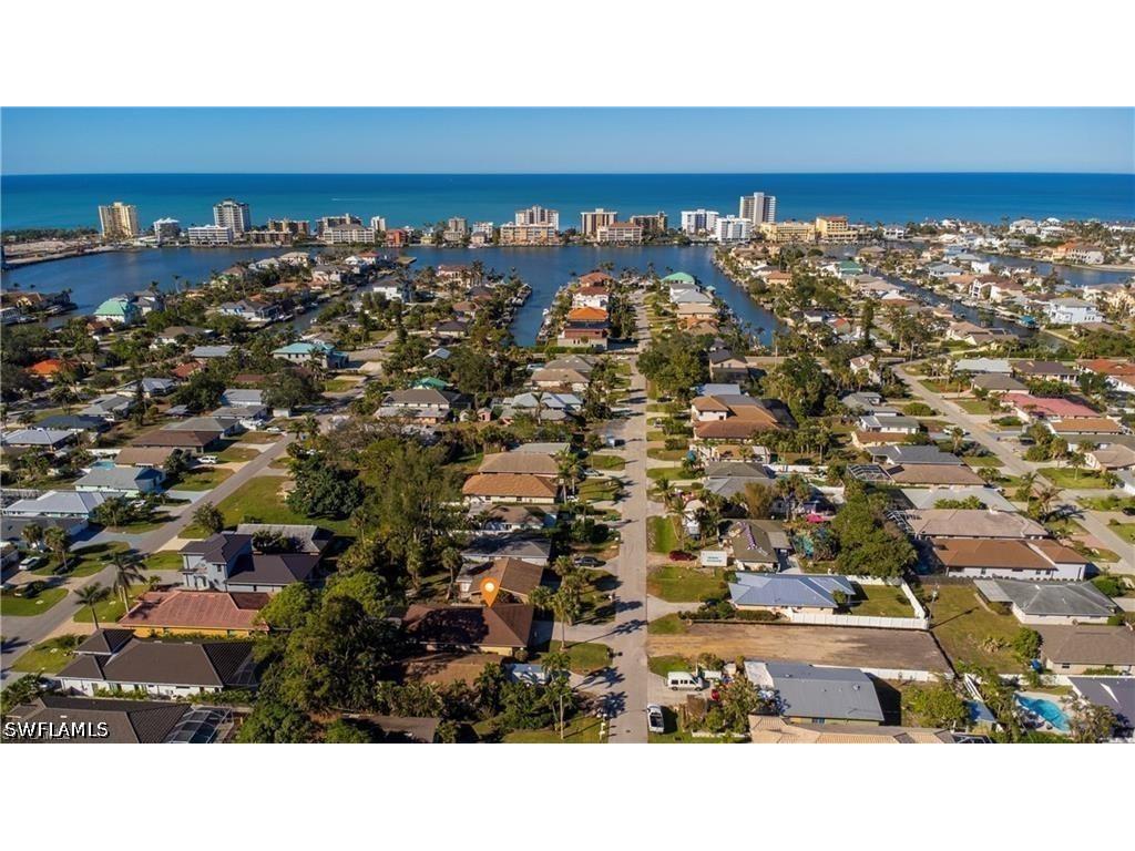 552 97th Avenue N Naples FL 34108 226019230 image2
