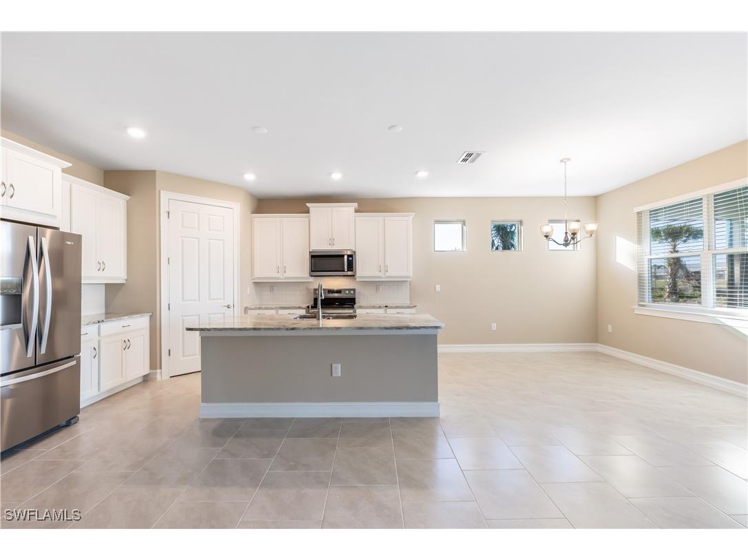 552 Spring Hill Lake Loop Cape Coral FL 33993 225080361 image20