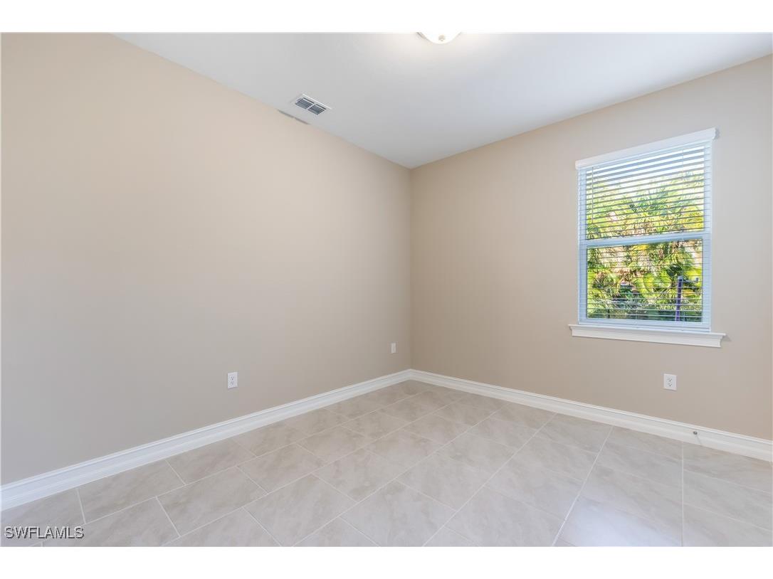 552 Spring Hill Lake Loop Cape Coral FL 33993 225080361 image24