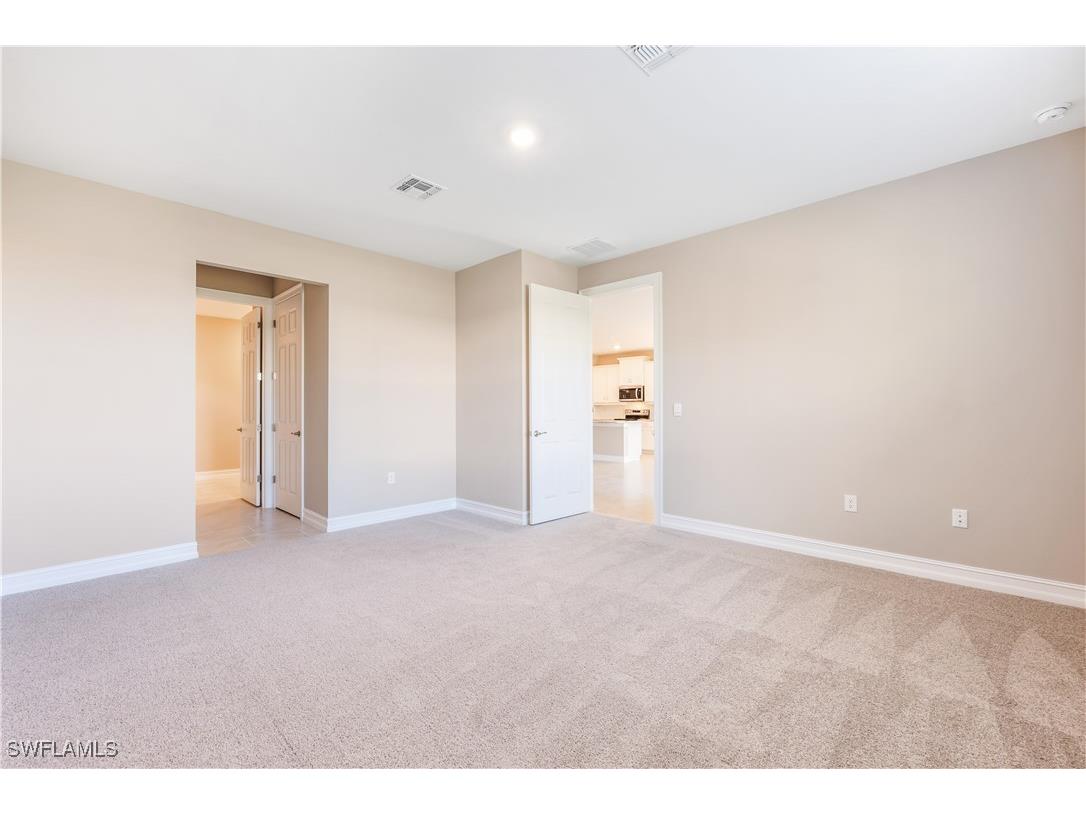 552 Spring Hill Lake Loop Cape Coral FL 33993 225080361 image26