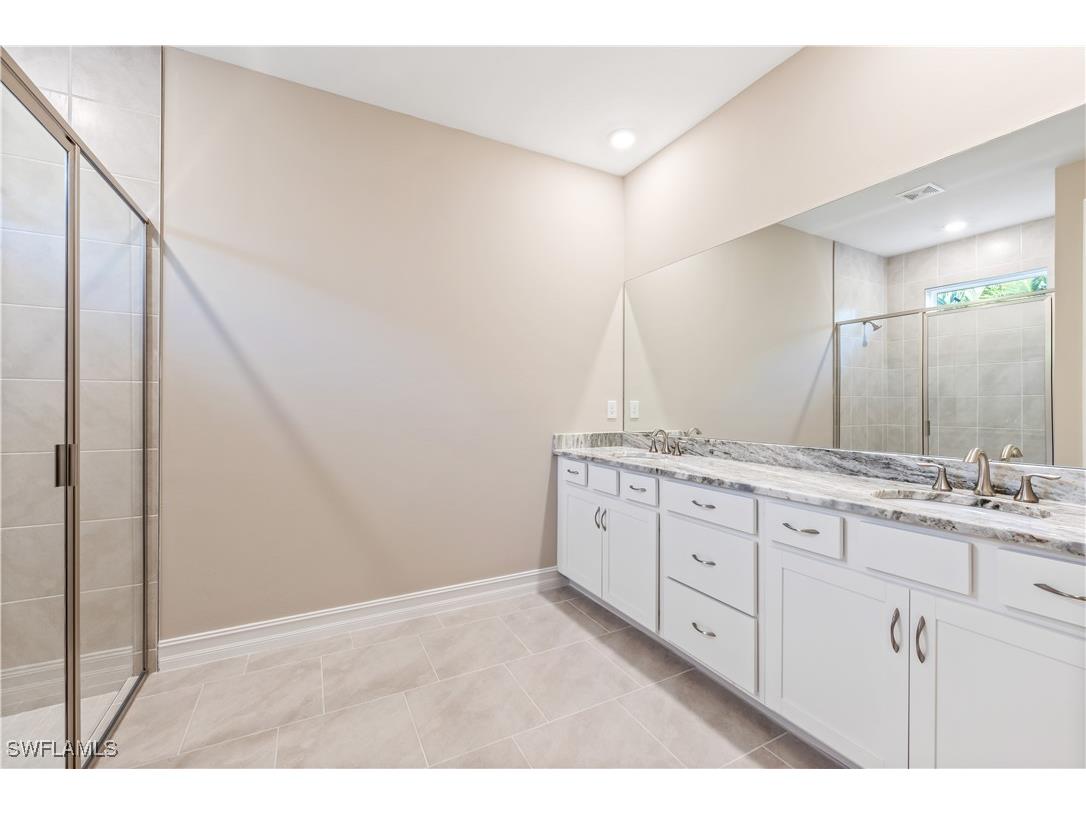 552 Spring Hill Lake Loop Cape Coral FL 33993 225080361 image28