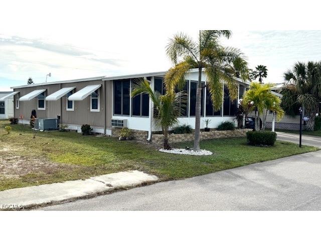 5520 Colonial Road North Fort Myers FL 33917 2025026169 image1
