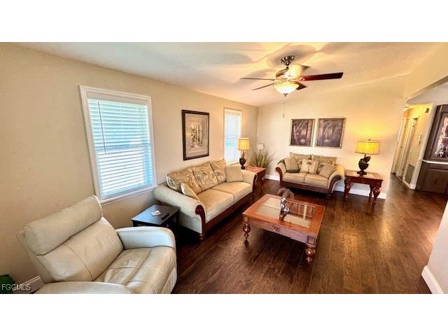 5520 Colonial Road North Fort Myers FL 33917 2025026169 image7