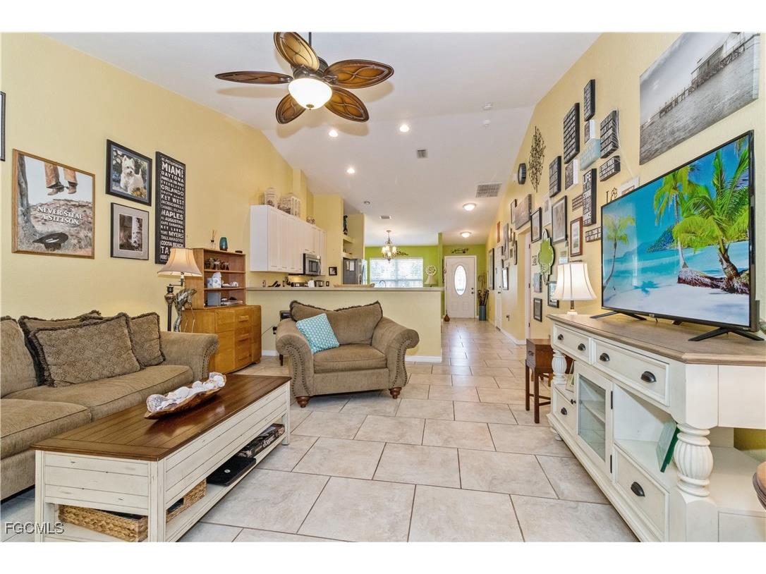 5520 Phillips Street Bokeelia FL 33922 2025015705 image13