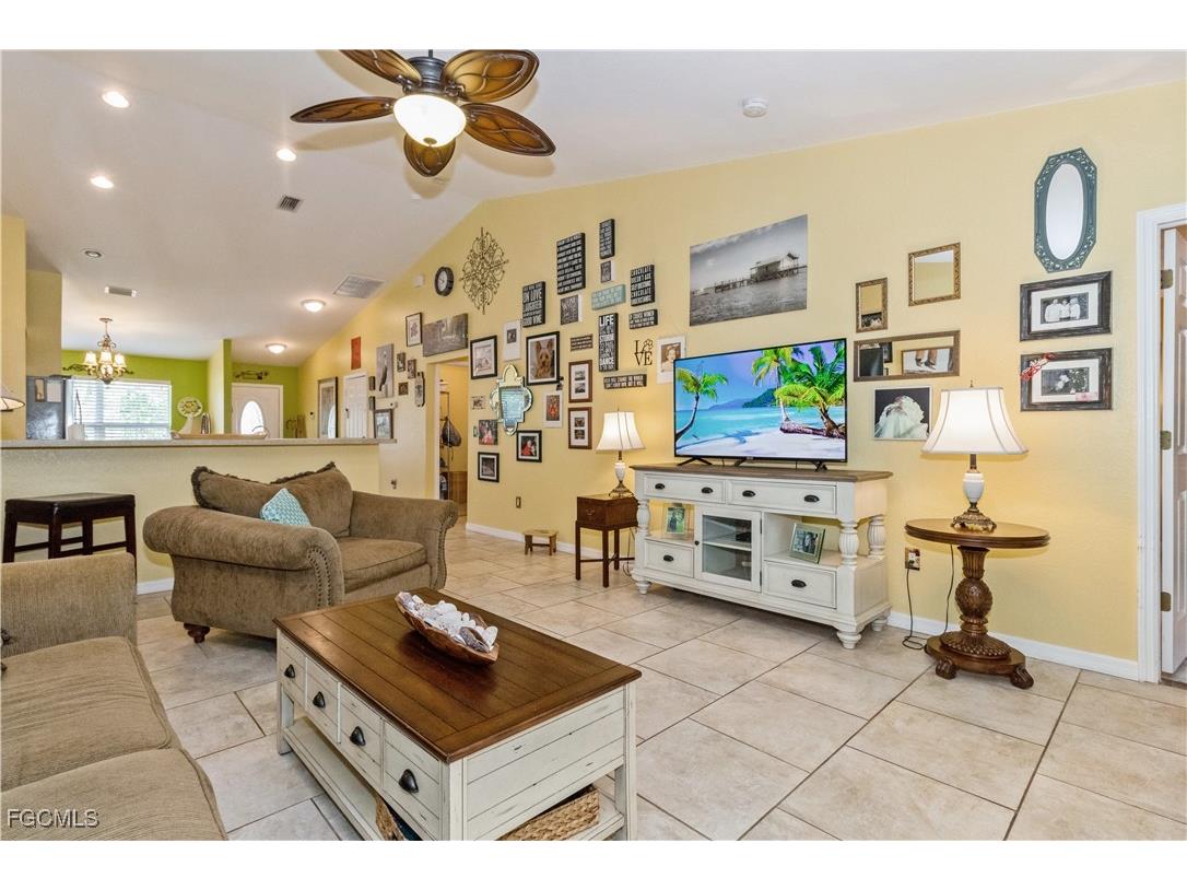 5520 Phillips Street Bokeelia FL 33922 2025015705 image16