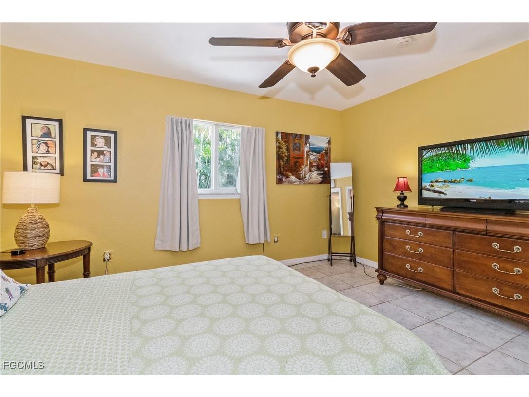 5520 Phillips Street Bokeelia FL 33922 2025015705 image18