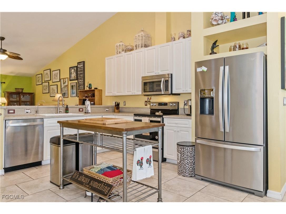 5520 Phillips Street Bokeelia FL 33922 2025015705 image5