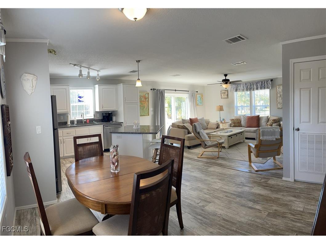 5520 Rainbow Drive Bokeelia FL 33922 2026003028 image3