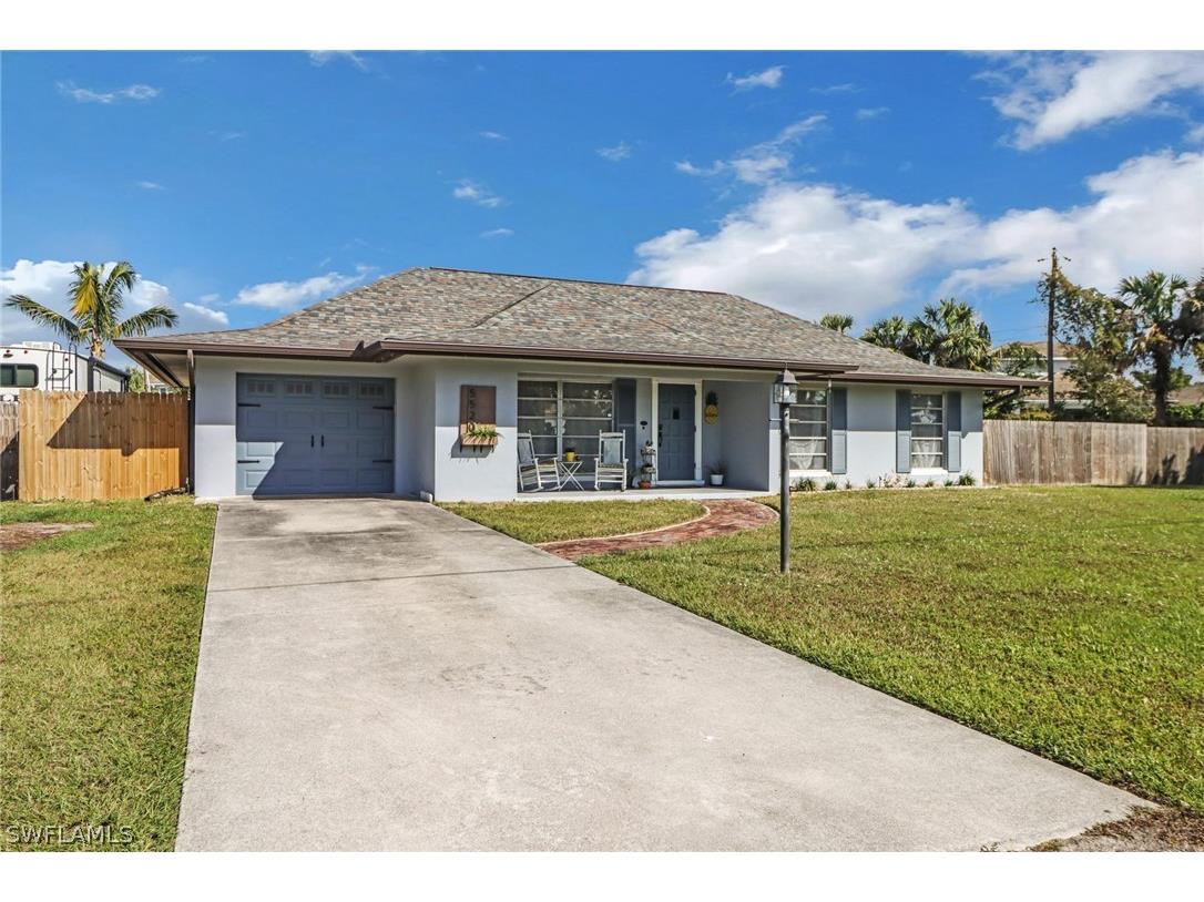 5520 Shaddelee Lane W Fort Myers FL 33919 223012008 image1