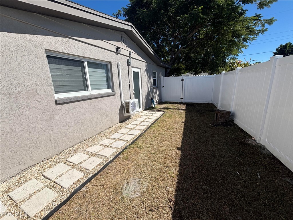 5521 Granada Road Fort Myers FL 33919 2025022583 image17