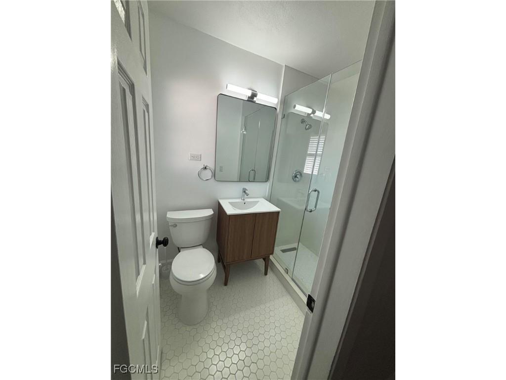 5521 Granada Road Fort Myers FL 33919 2025022583 image8