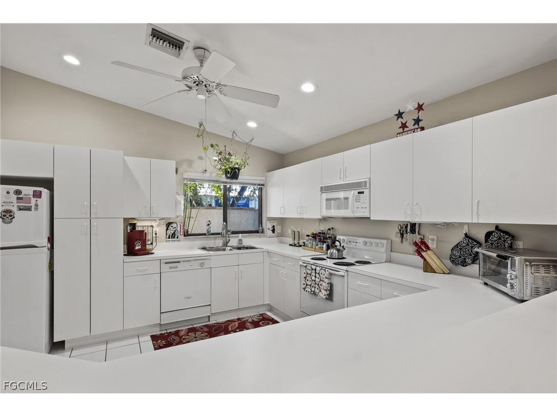 5521 Longleaf Drive North Fort Myers FL 33917 2026007065 image7
