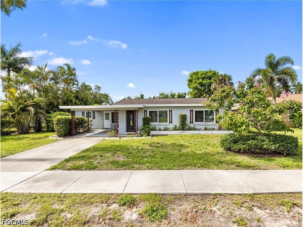 5521 Shaddelee Lane W Fort Myers FL 33919 2026023673 image1