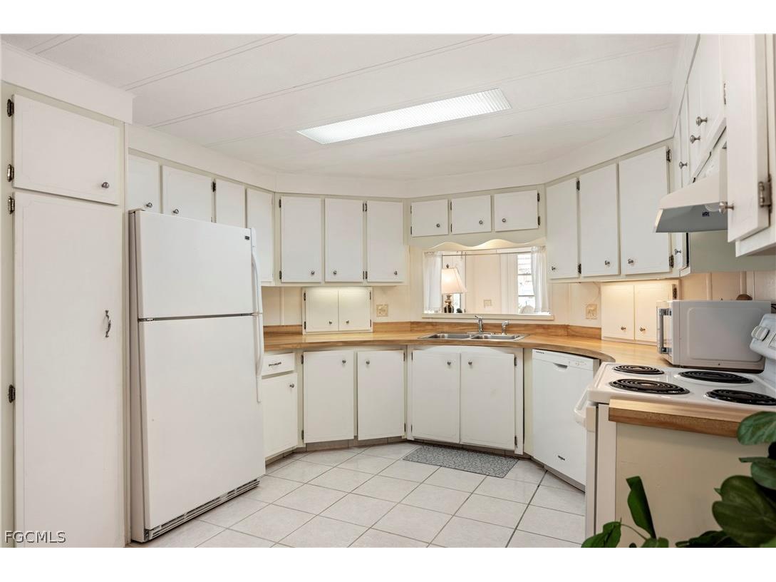5523 Salem Lane North Fort Myers FL 33917 2026009789 image4