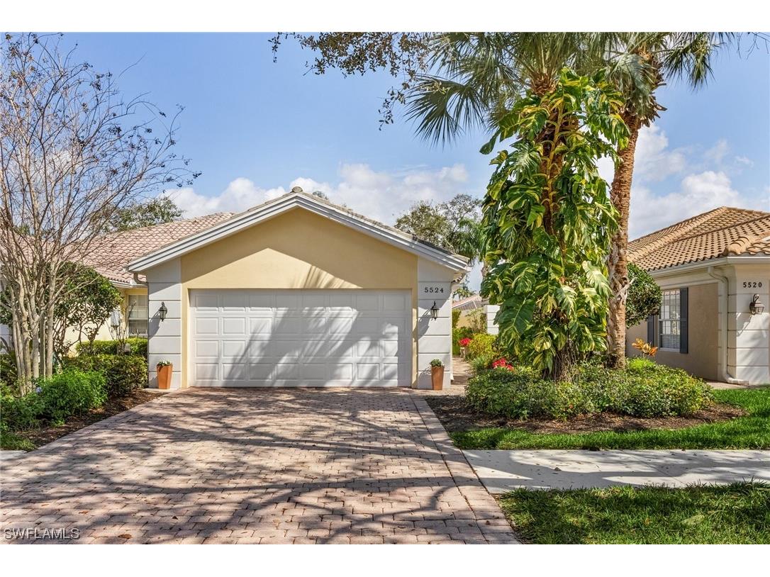 5524 Islandwalk Circle Naples FL 34119 223012172 image1