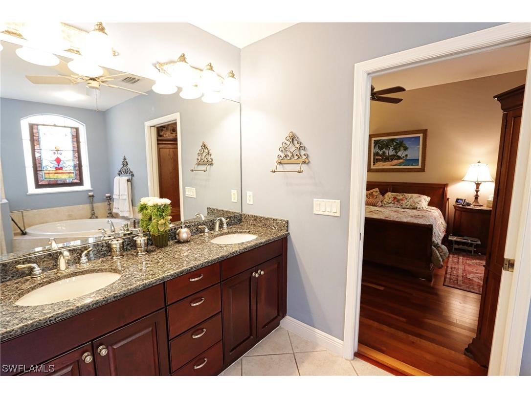 5526 Cheshire Drive Fort Myers FL 33912 224004303 image16