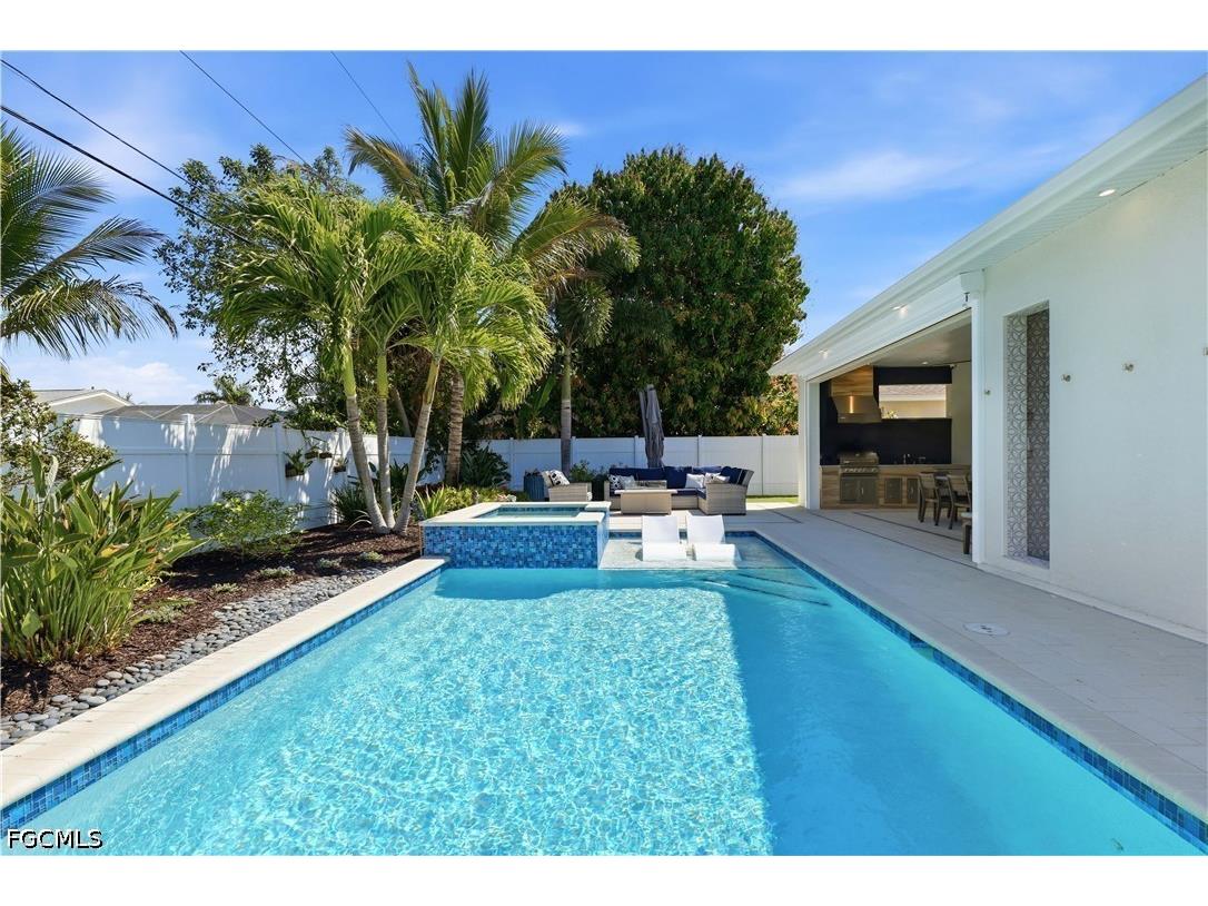 553 106th Avenue N Naples FL 34108 2026015531 image33
