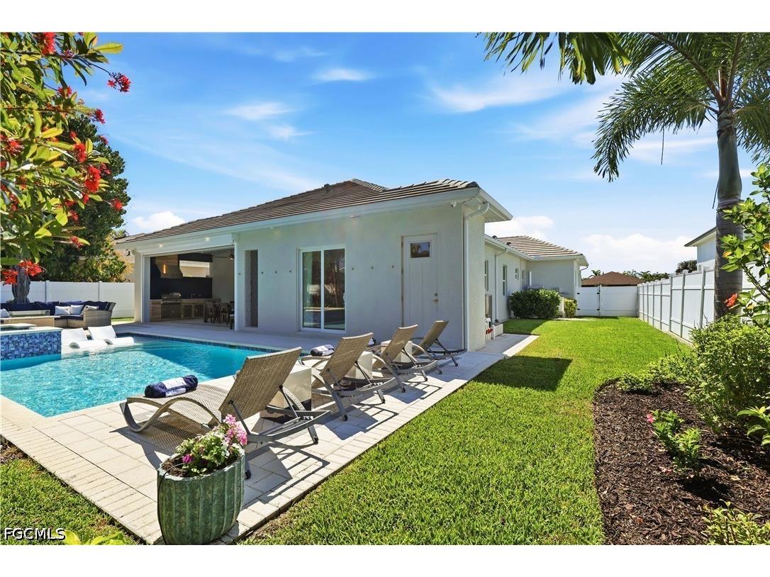 553 106th Avenue N Naples FL 34108 2026015531 image35