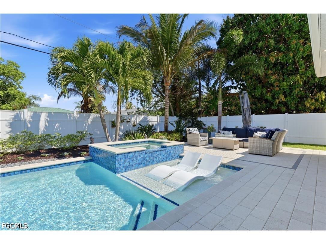 553 106th Avenue N Naples FL 34108 2026015531 image36